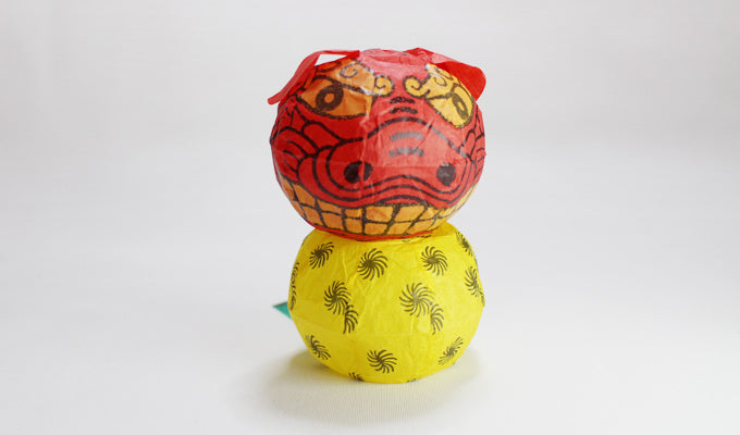 Paper balloon lion