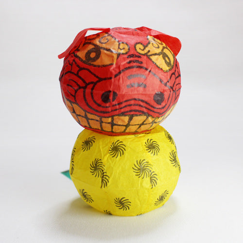 Paper balloon lion